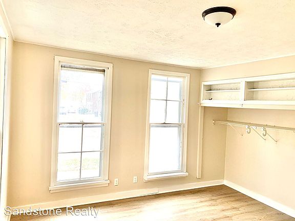 5th image of 811 East Ave
