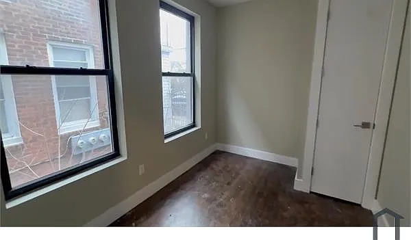 1029 Belmont Ave #1F