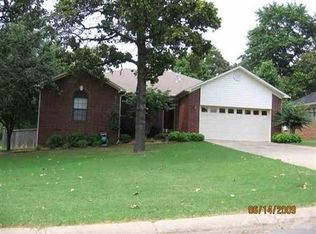 308 Merganzer Dr, Jacksonville, AR 72076