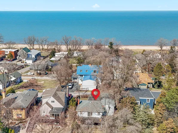 8632 Oak Ave, Gary, IN 46403