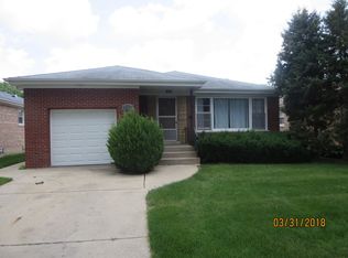 7707 N Oconto Ave, Niles, IL 60714