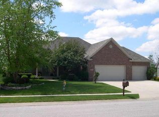9941 E Northwind Dr, Indianapolis, IN 46256