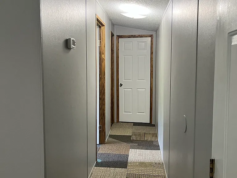 124 Meadow Ln — Photo 10