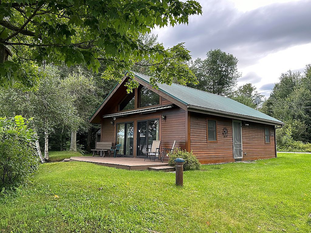 31 Patton Shore Rd, Franklin, VT 05457 | Zillow