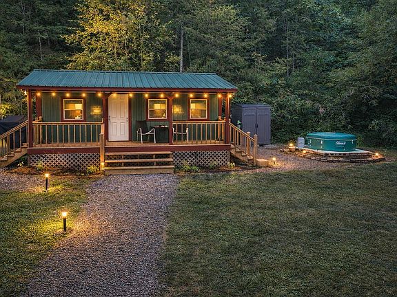 3rd image of 9501 Campton Rd