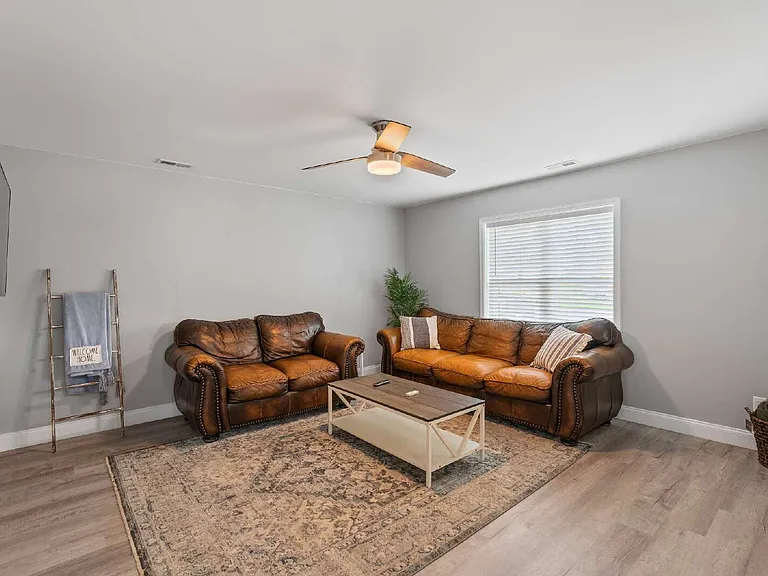 101 Quinn Hill Ln — Photo 12