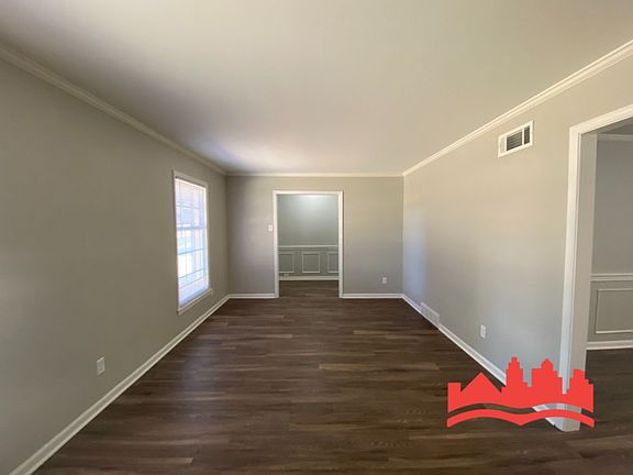 3rd image of 3957 Mary Lee Dr