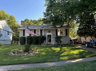 126 Cottonwood Ct, Burlington, IA