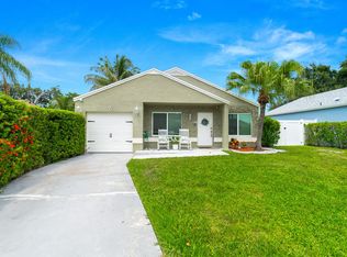 7 Cardiff Way, Boynton Beach, FL 33426