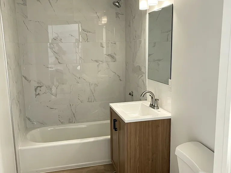 5017 W 14th St #208 — Photo 7