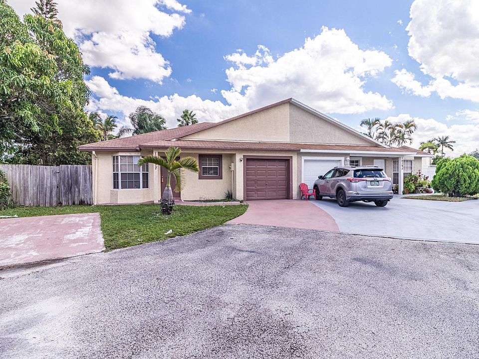 1st image of 10297 Boynton Place Cir