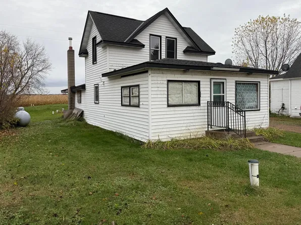 16595 20th St, Princeton, MN 55371