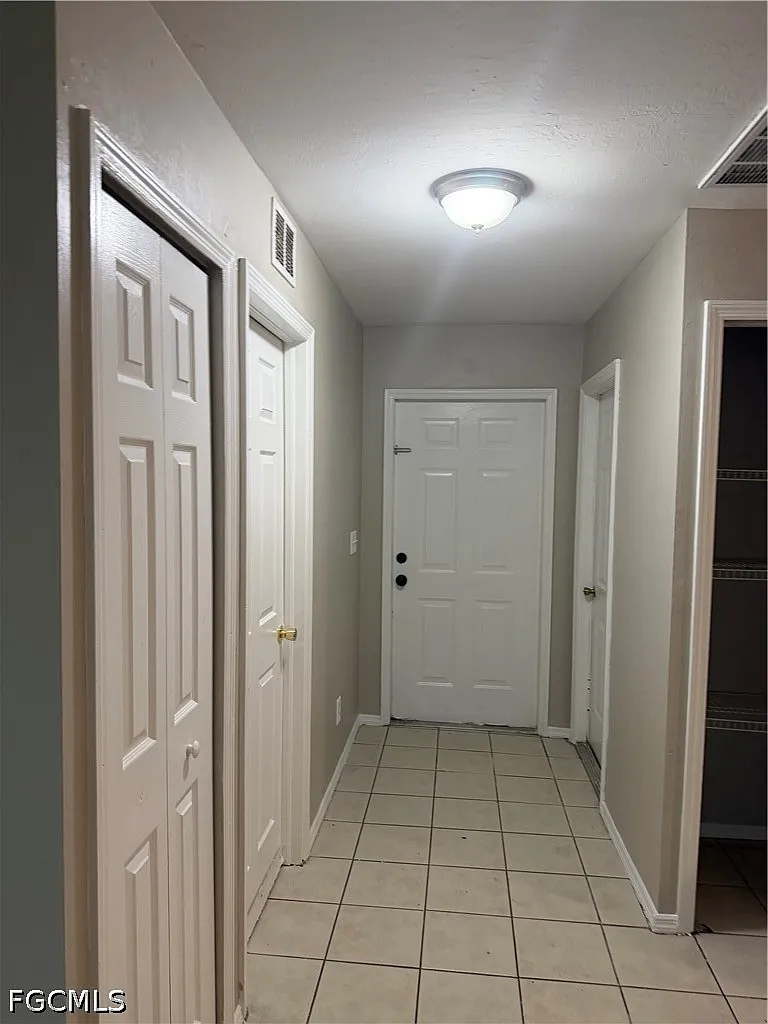 3 bed, 2.0 bath, 1228 sqft, $1,450 — Photo 4