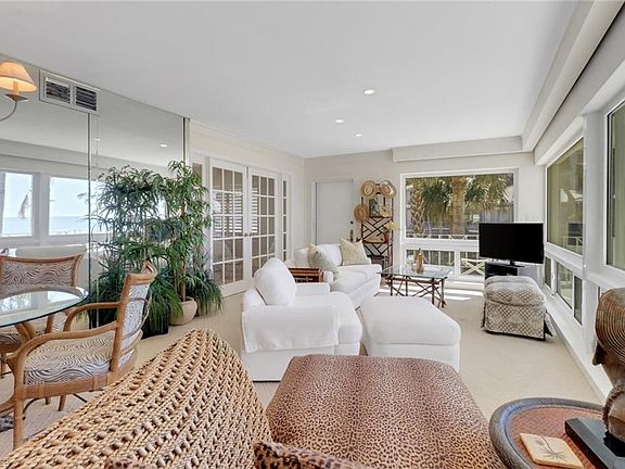 5th image of 1851 Gulf Shore BLVD N #15