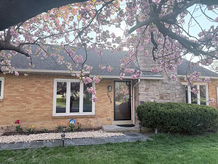1830 Laubach Ave — Photo 2