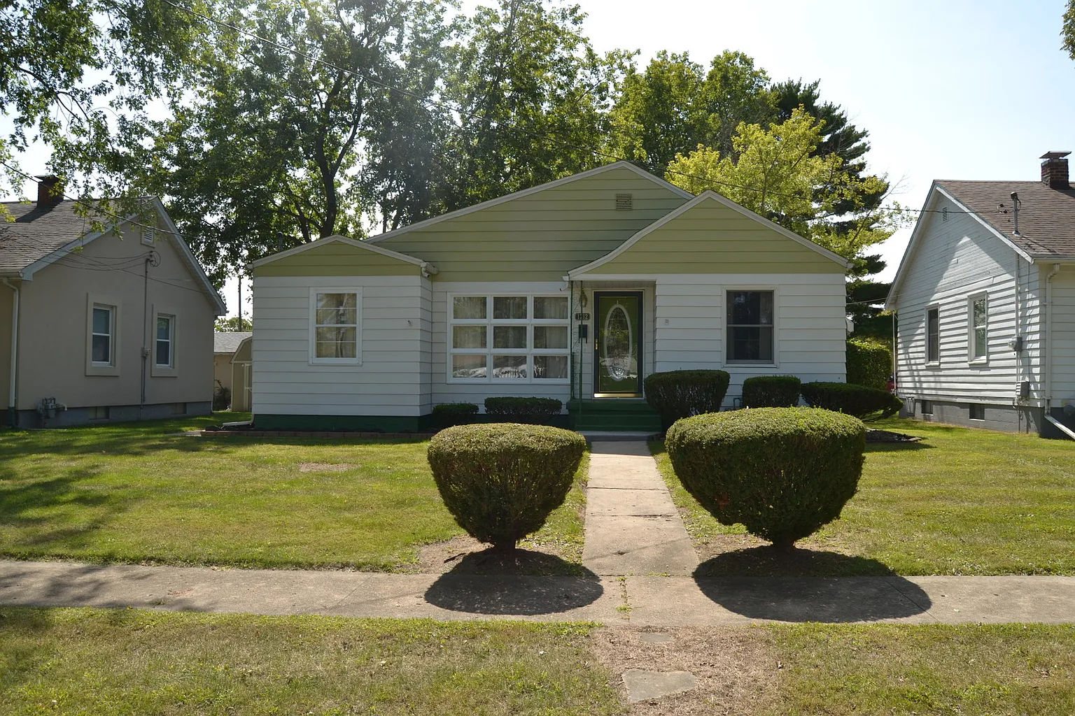 1212 E Jefferson St photo 1