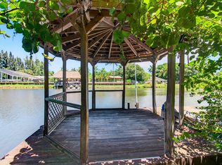 420 Santa Fe Rd, West Palm Beach, FL 33406