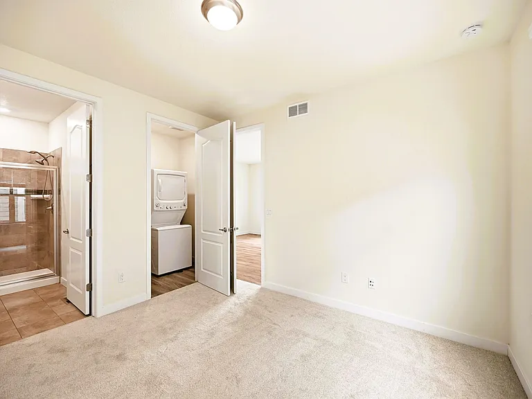 10054 E 59th Ave — Photo 25