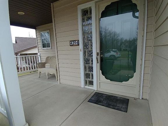 2nd image of 4294 Arlington Dr