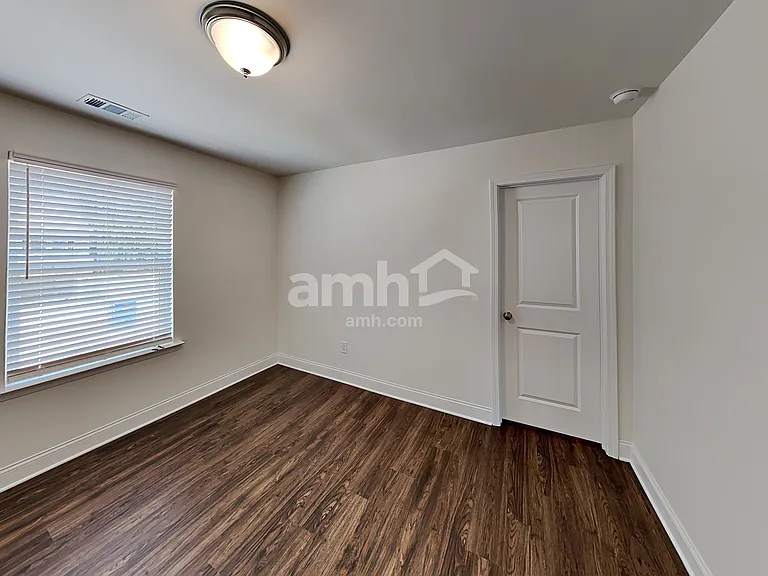 421 Tributary Ln — Photo 25