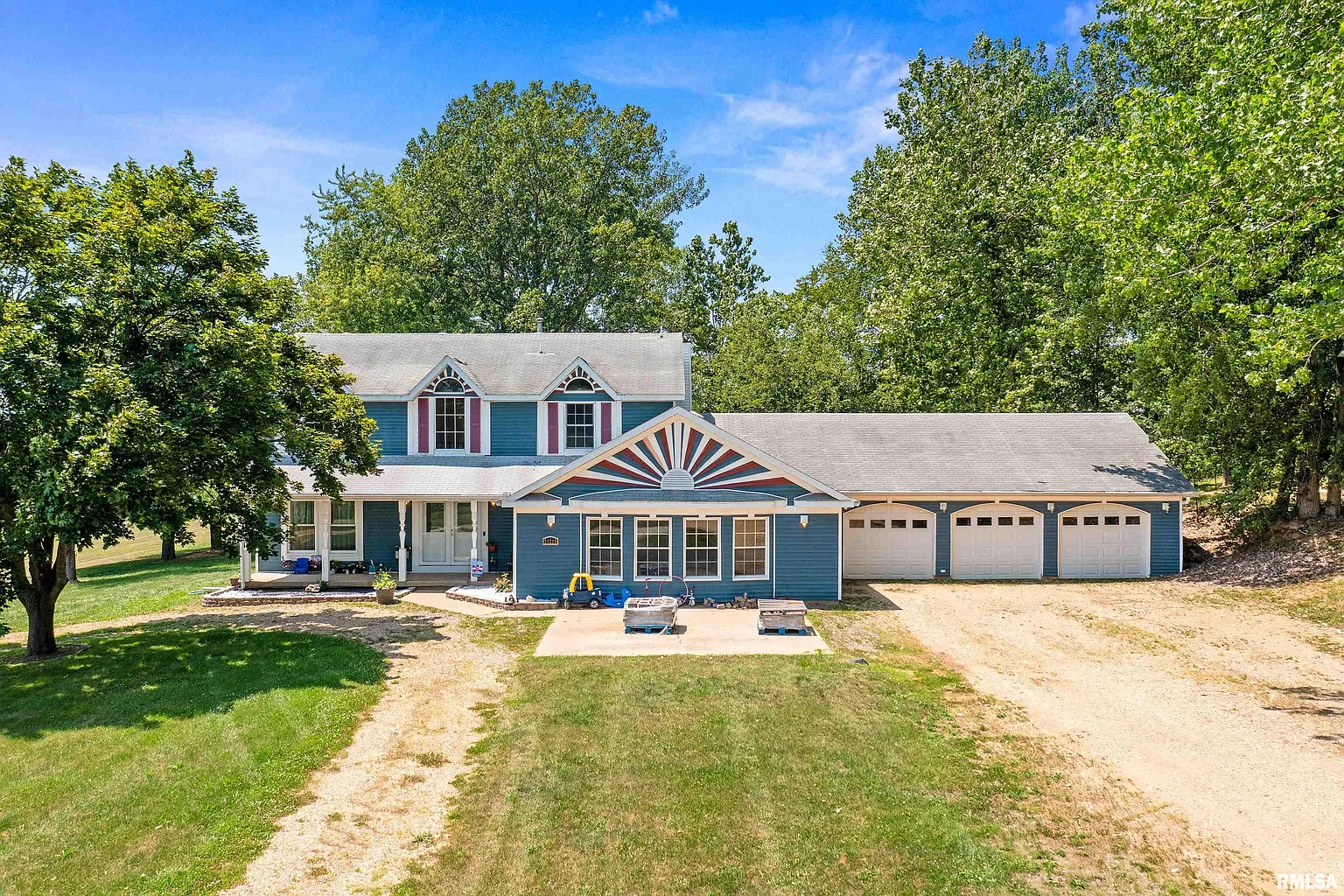 21718 Connell Rd photo 1