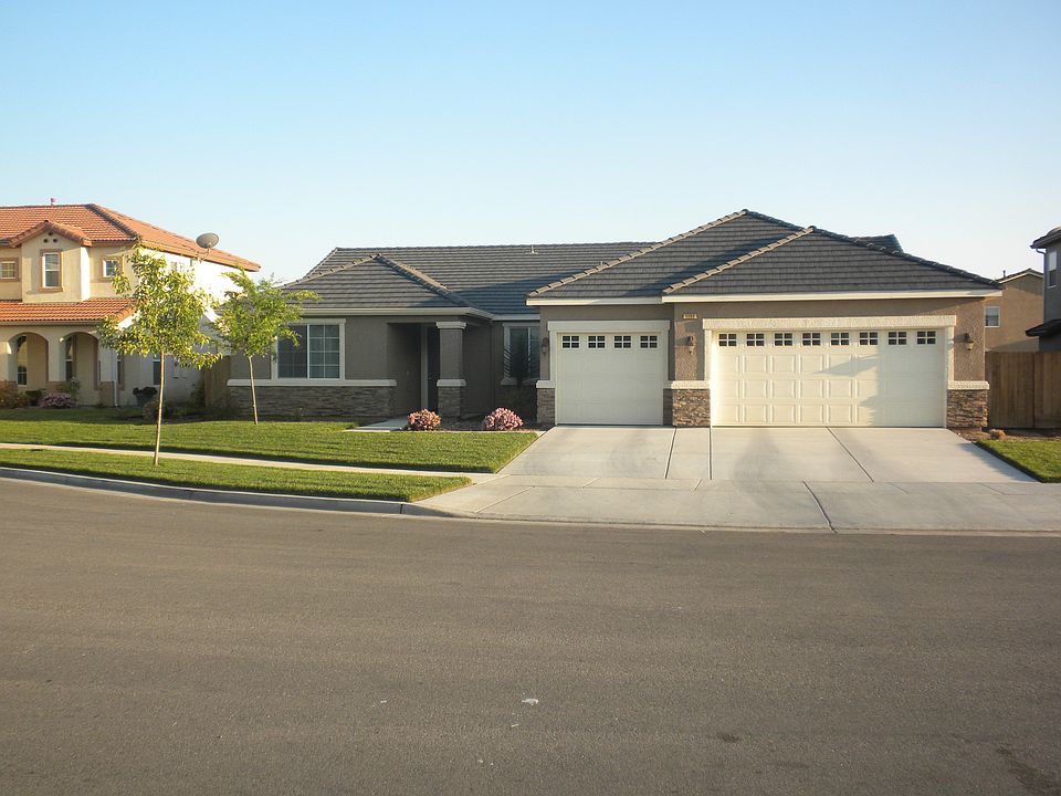 2nd image of 1395 Muscat Ct