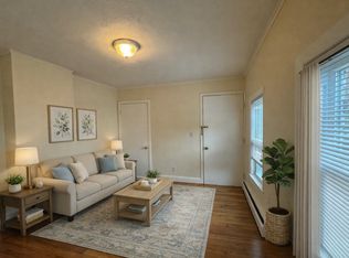 213 Beacon St #7, Somerville, MA 02143