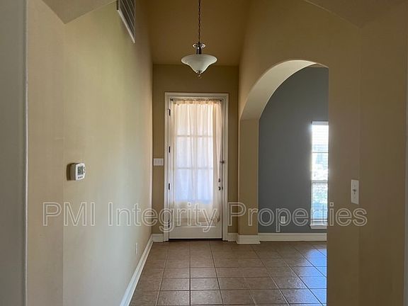 3rd image of 220 Forest Grove Dr