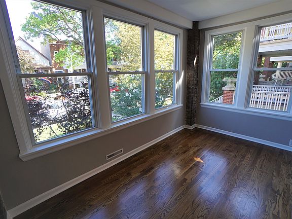 5th image of 1739 W Winona St