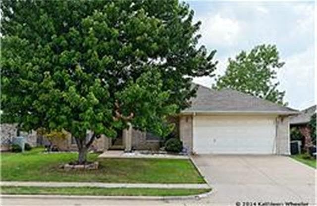 1st image of 120 Roberts Dr