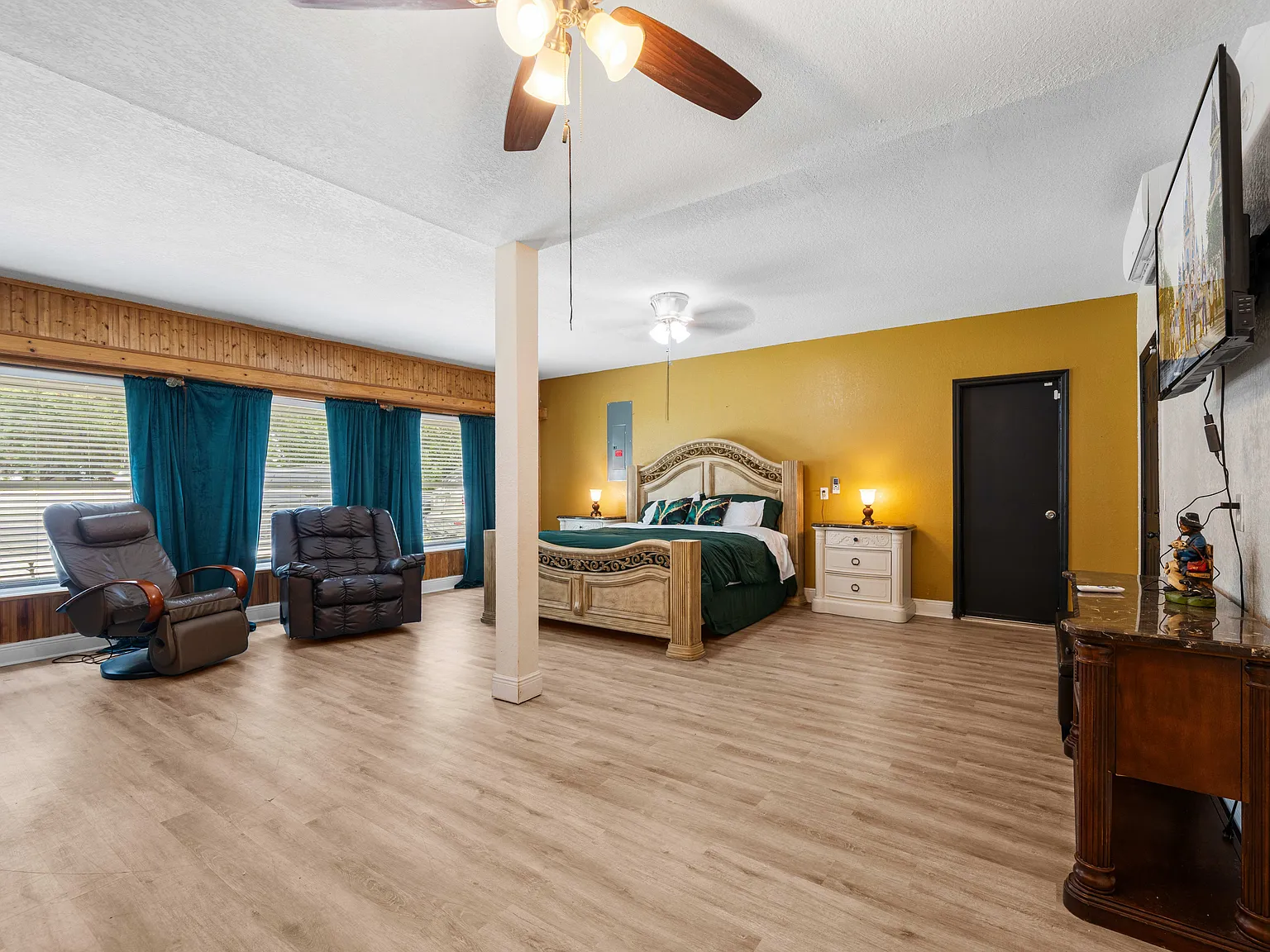 7 bed, 1900 sqft, $800 — Photo 3