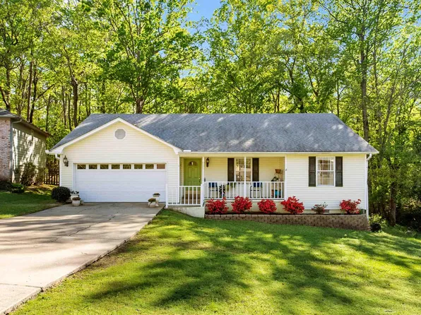 9 Honey Locust Ct, Little Rock, AR 72211