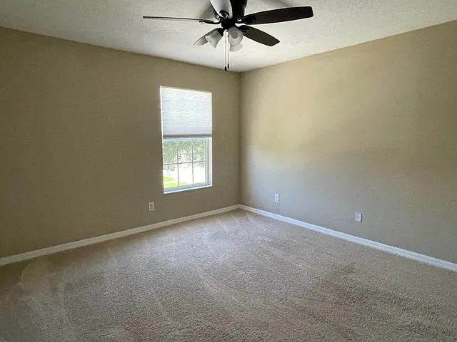 2463 Carnation Ct — Photo 5