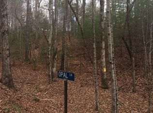 32 Opal Ln, Blairsville, GA 30512