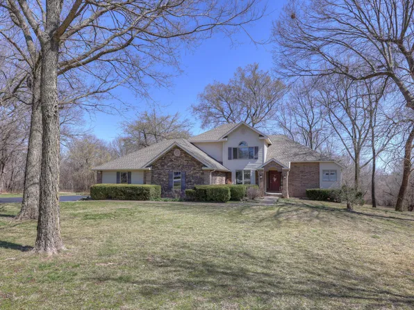 304 Fox Ridge Drive, Joplin, MO 64801