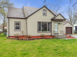 11209 11th Ave, Pleasant Prairie, WI 53158