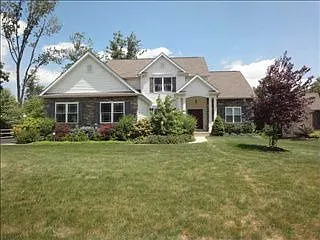 27 Jefferson Ct photo 1
