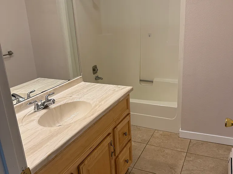 Main bathroom