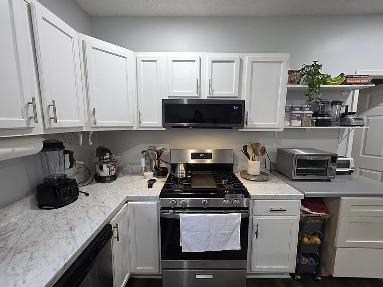 Bluetooth microwave and gas stove