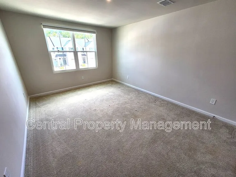 165 Sarnesfield Way — Photo 20