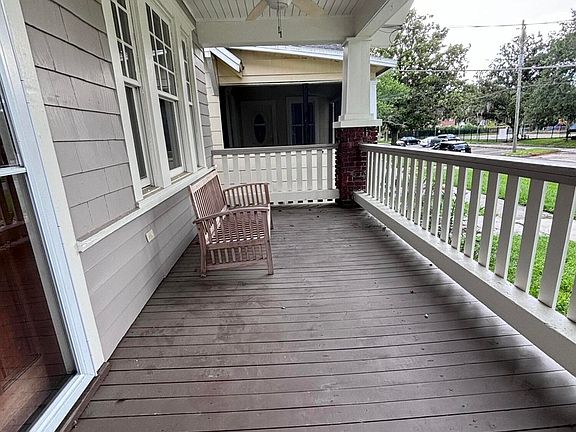 2nd image of 2794 Herschel St