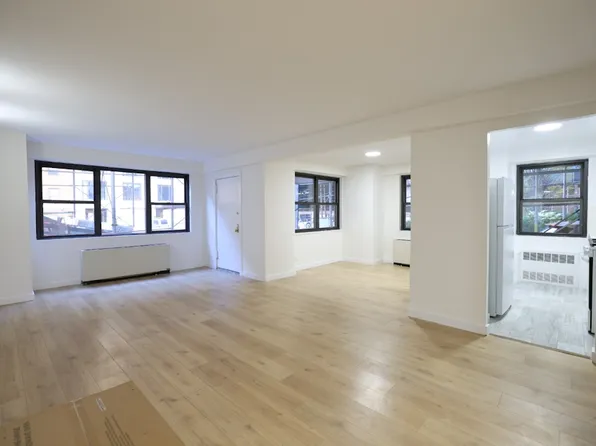 305 East 86th Street image 1 of 14