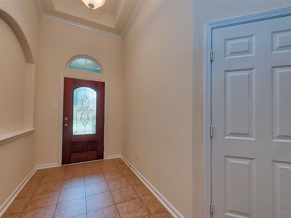4th image of 6906 Patterson Dr