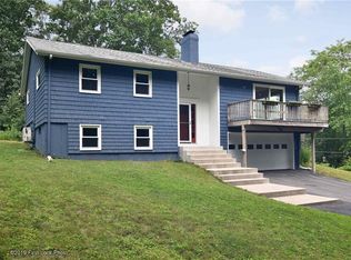 25 Ducarl Dr, Lincoln, RI 02865