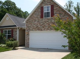 1 Summer Meadow Rd, Arden, NC 28704