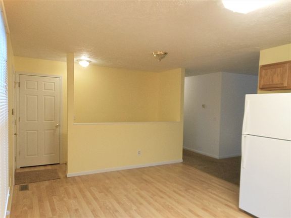 5th image of 2020 Kenwood Ave