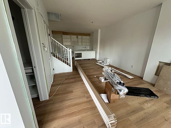3rd image of 9214 152nd St NW