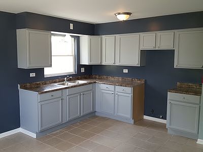 2nd image of 371 Mackinaw Ave APT 2