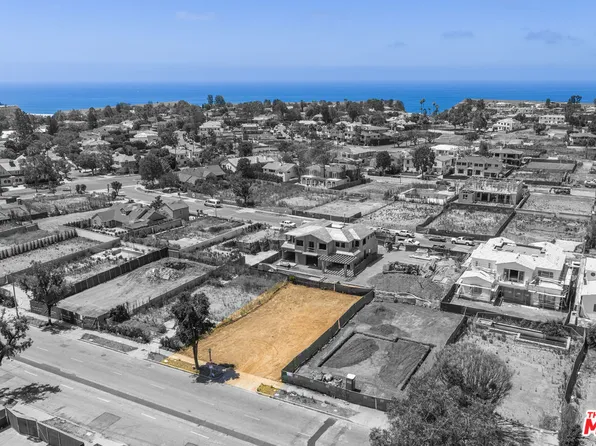 14826 W Sunset Blvd, Pacific Palisades, CA 90272