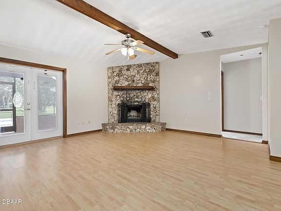 5th image of 3457 Country Walk Dr